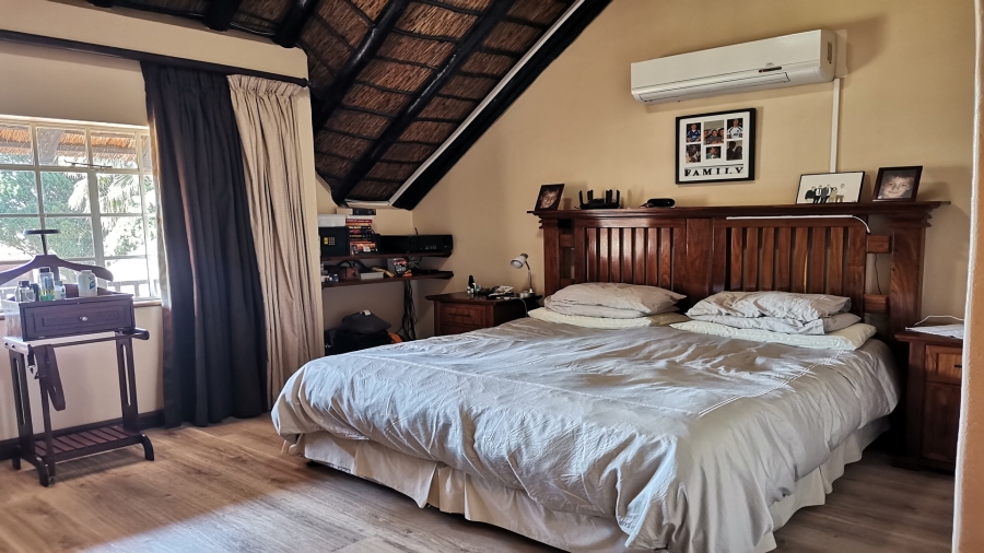 4 Bedroom Property for Sale in Van Der Hoff Park North West